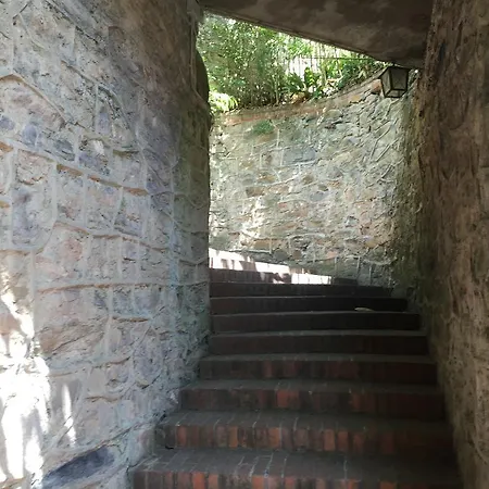 Bed & Breakfast La Vignetta Casa Vacanze 2*